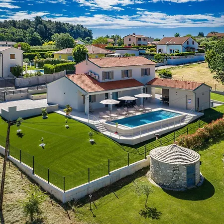 Gardenia Villa *